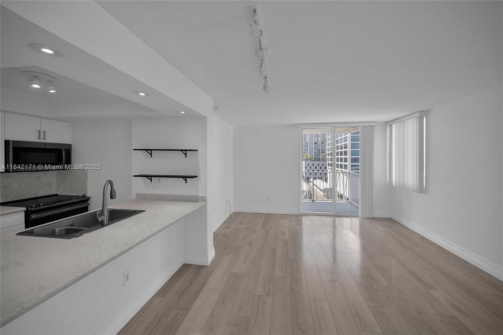 850 N Miami Ave W-1804