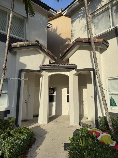 Rental Property at 2215 Se 23rd Ter 2215, Homestead, Miami-Dade County, Florida - Bedrooms: 3 
Bathrooms: 3  - $2,450 MO.
