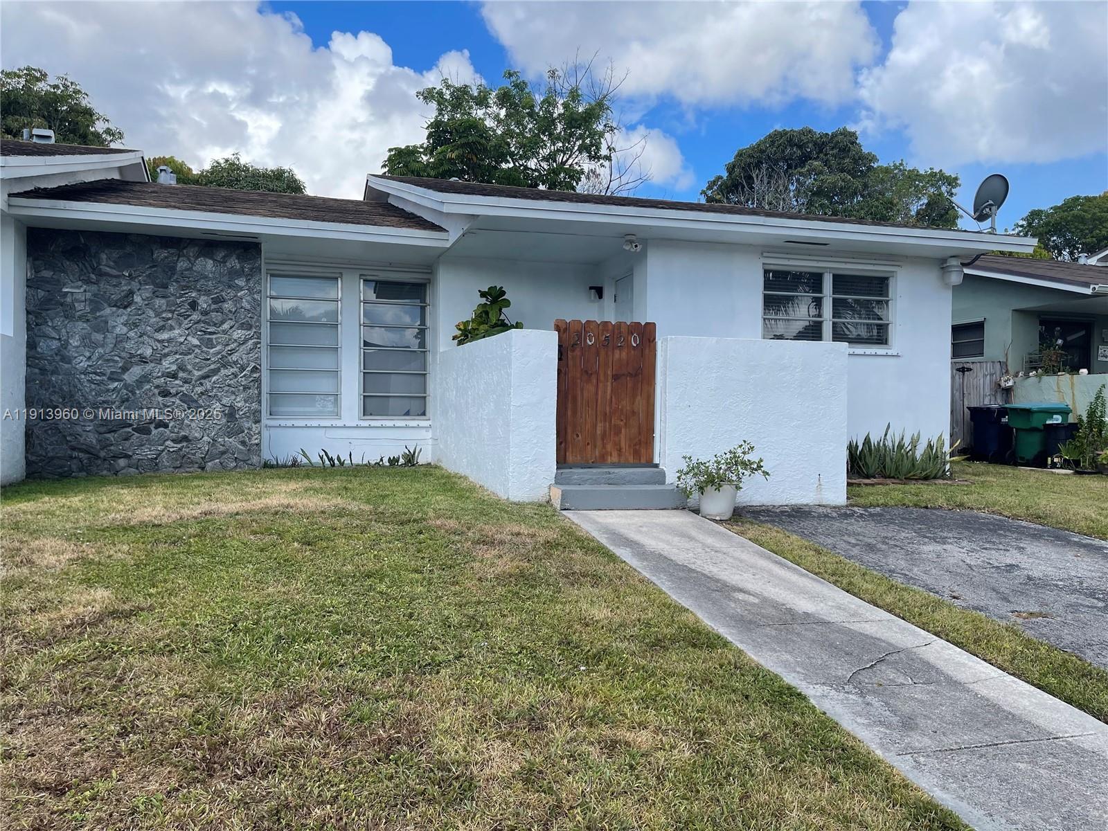 SAGA VIEW - Residential Lease