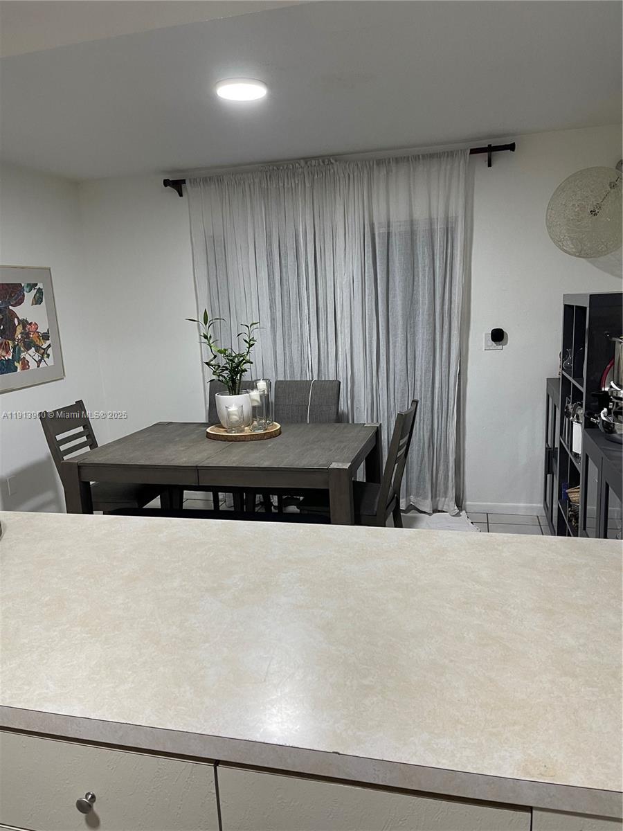 SAGA VIEW - Residential Lease