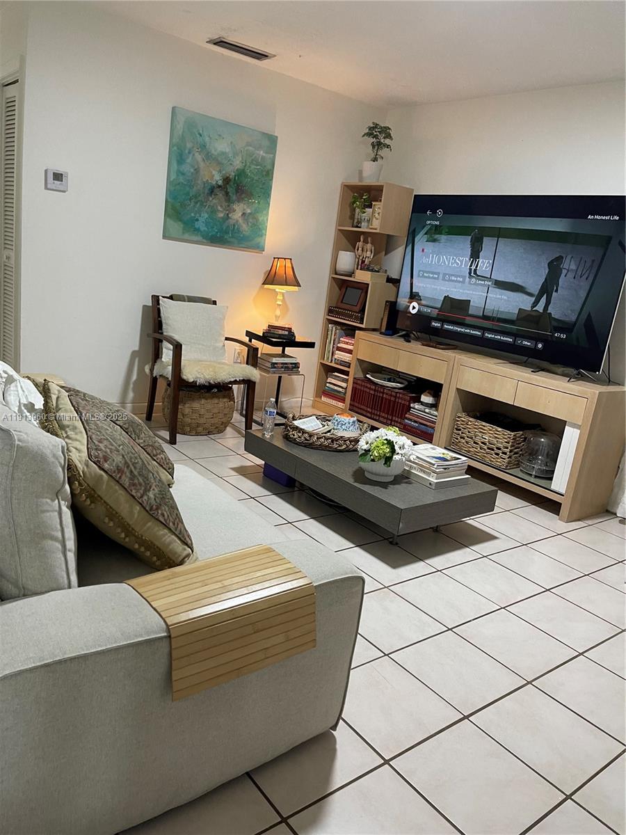 SAGA VIEW - Residential Lease