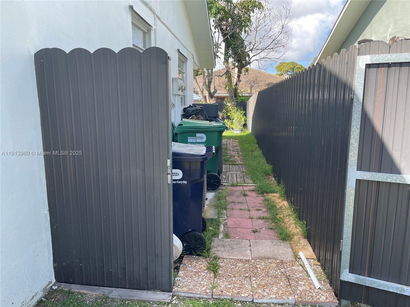 SAGA VIEW - Residential Lease