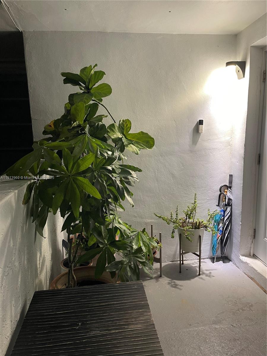 SAGA VIEW - Residential Lease