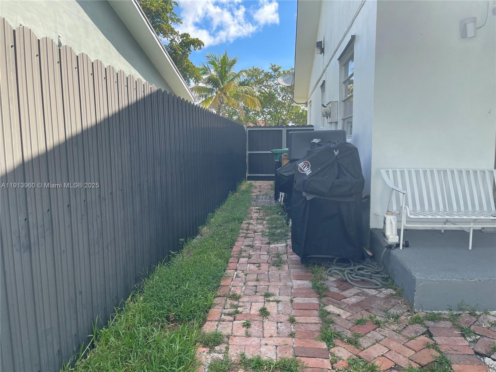 SAGA VIEW - Residential Lease