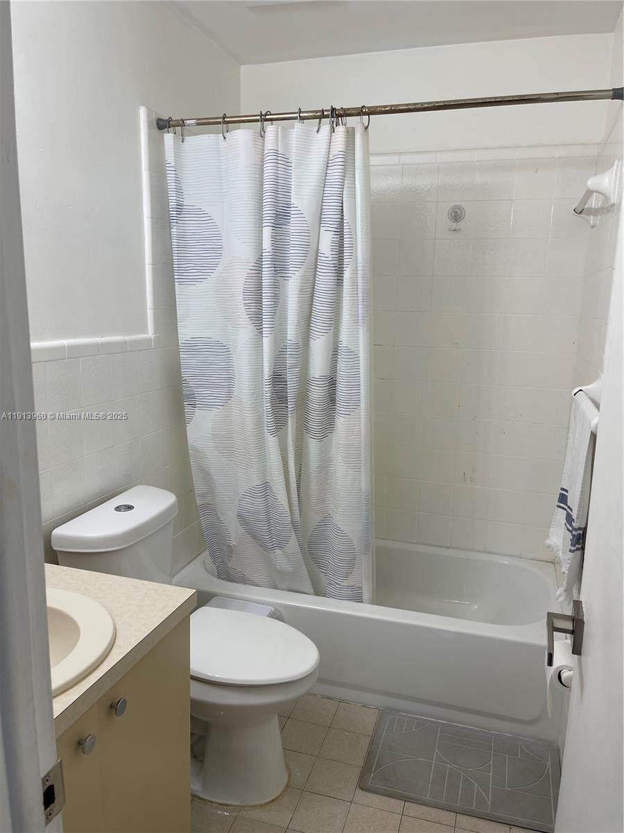 SAGA VIEW - Residential Lease