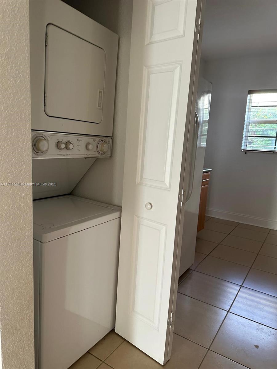 NORTHERN STAR CONDO - Residential