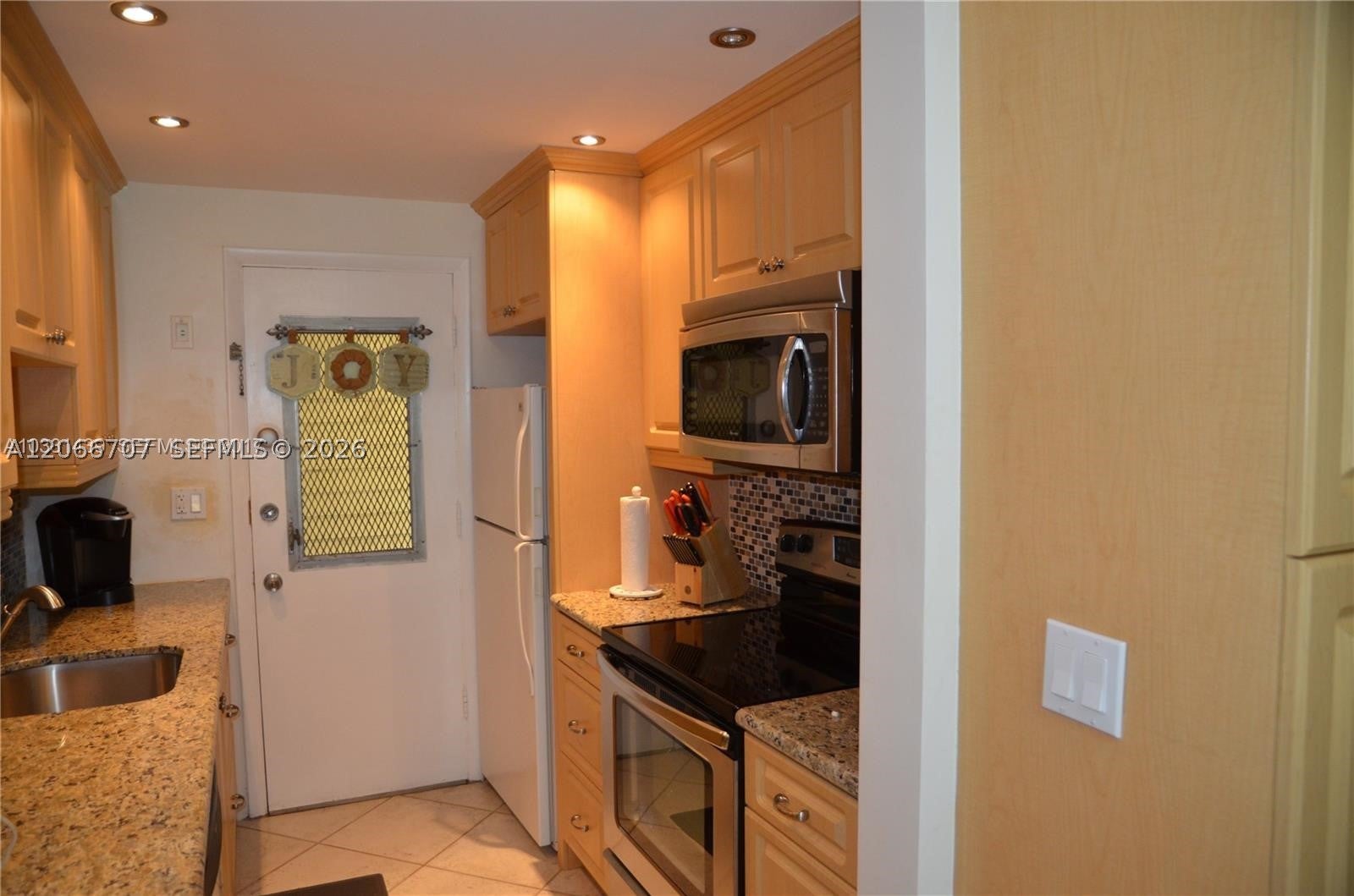 17050 NE 14th Ave 115