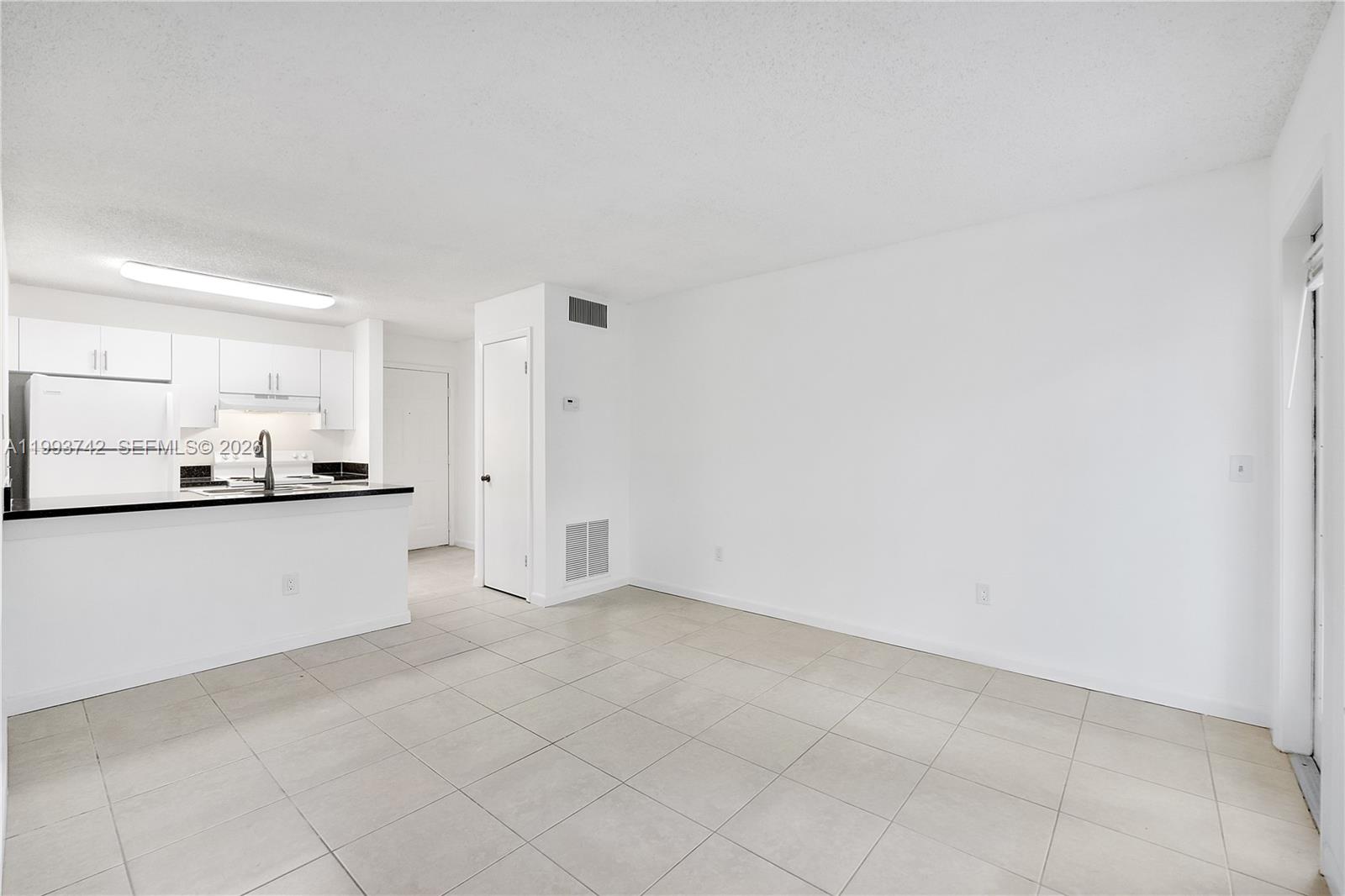 PALM AIRE GARDENS CONDO - Residential Lease