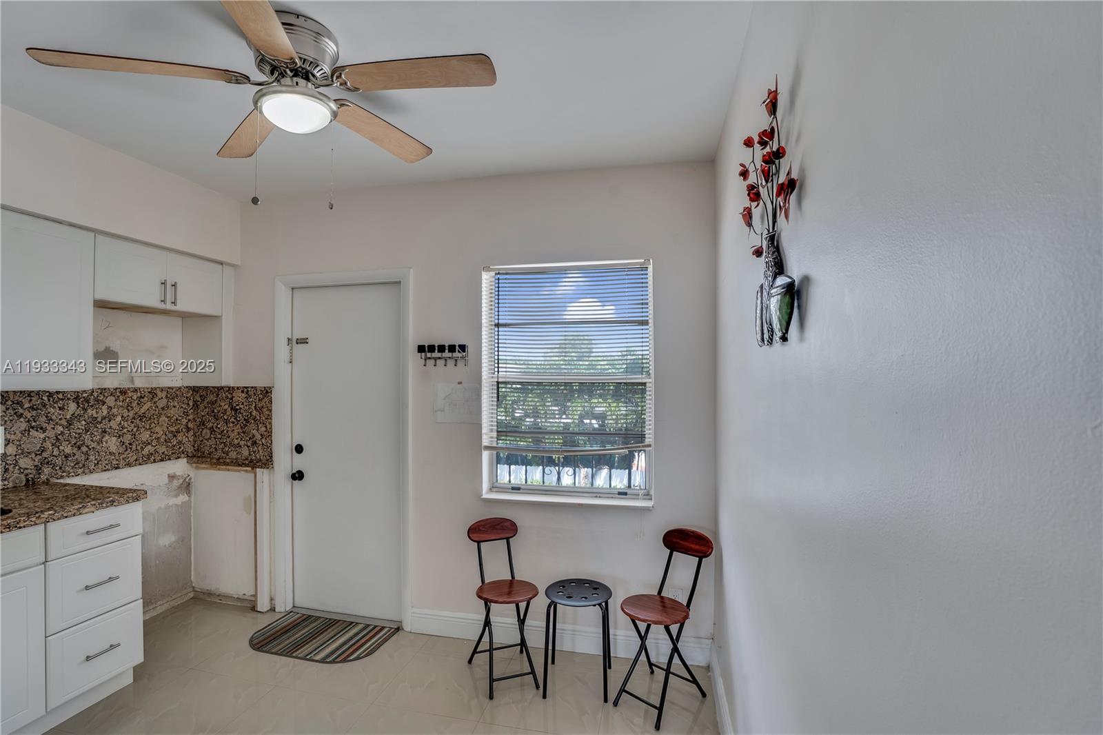 PEMBROKE HOUSE CONDO - Residential