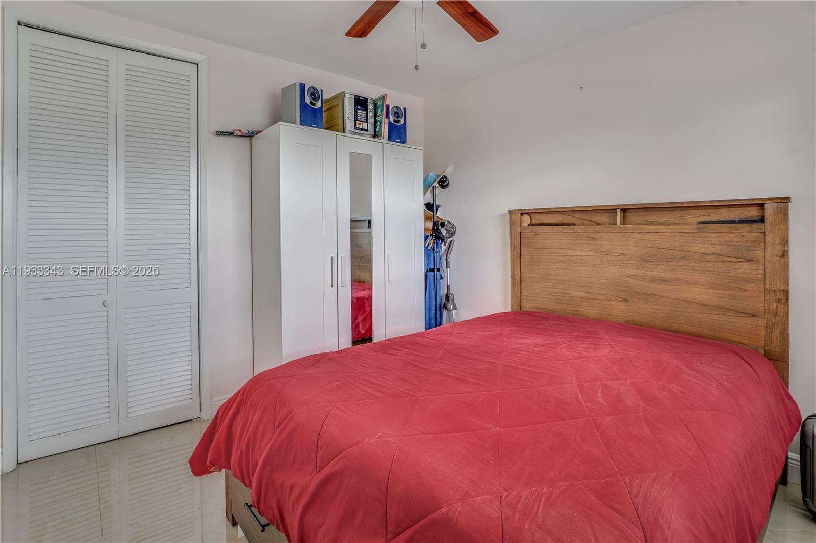 PEMBROKE HOUSE CONDO - Residential