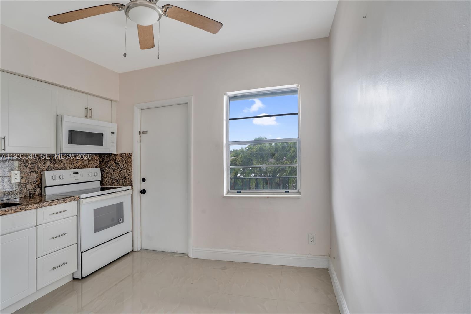 PEMBROKE HOUSE CONDO - Residential