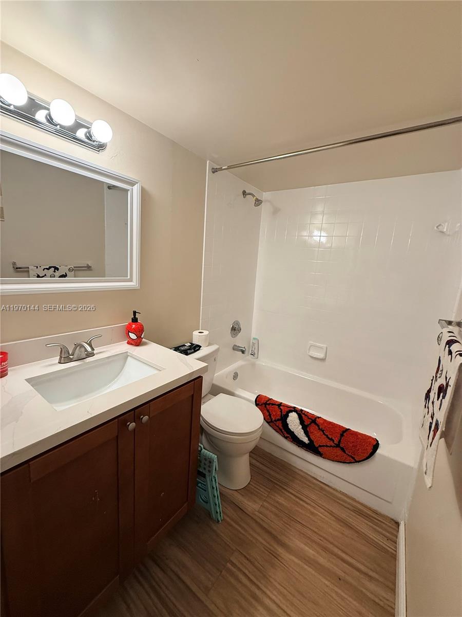 ELAN AT CALUSA CONDO IV - Residential