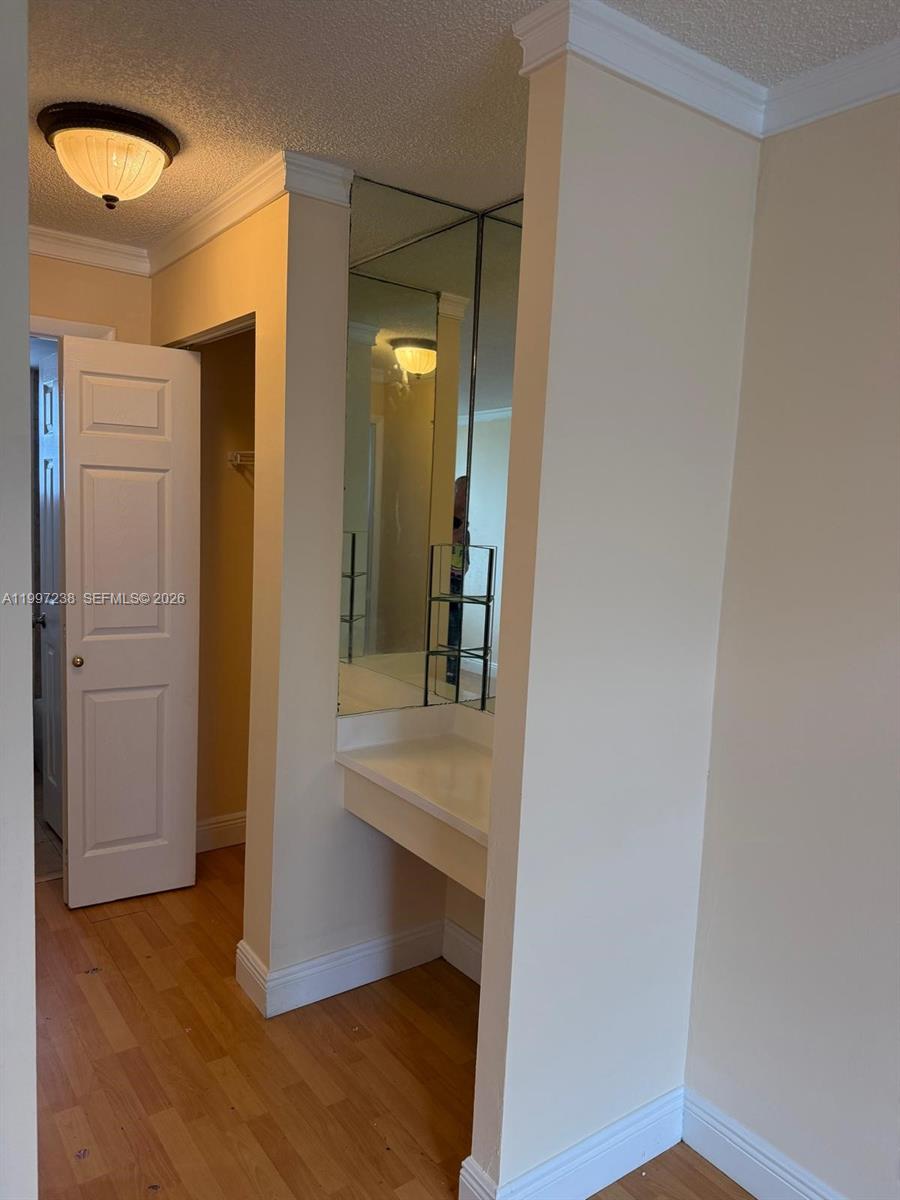 ROYAL OAKS CONDO - Residential Lease