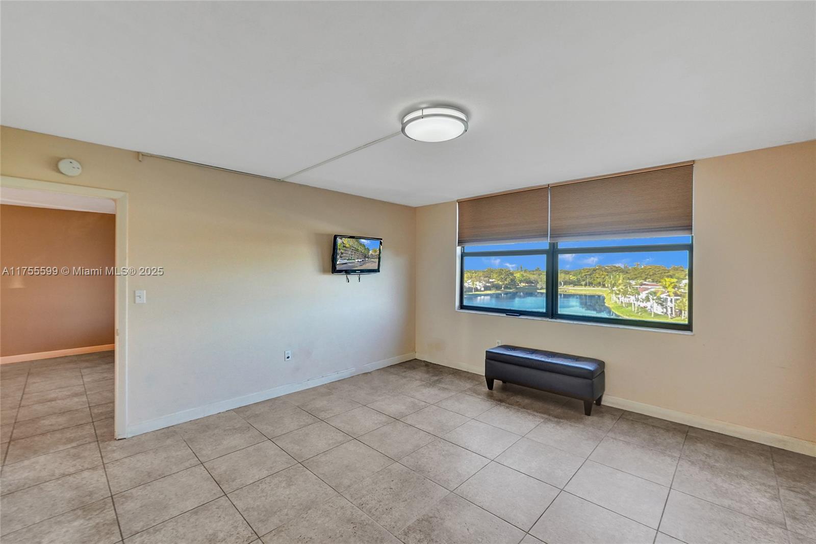 COLONY POINT 6 CONDO - Residential