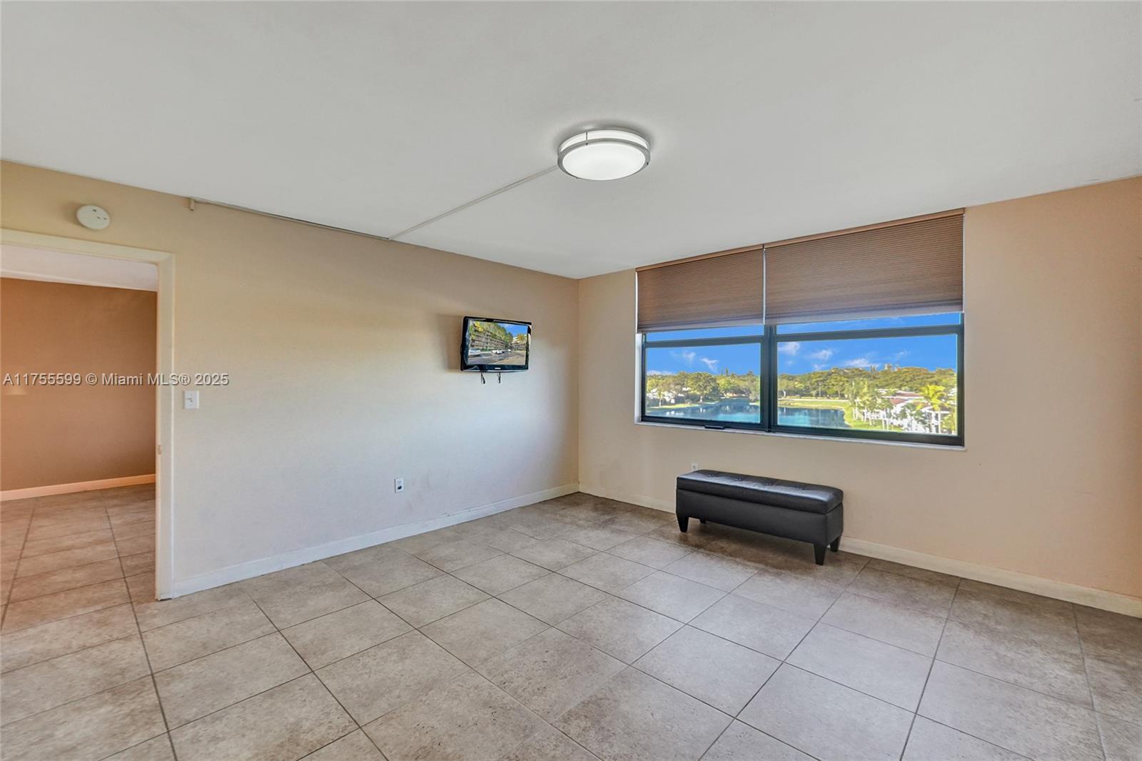 COLONY POINT 6 CONDO - Residential