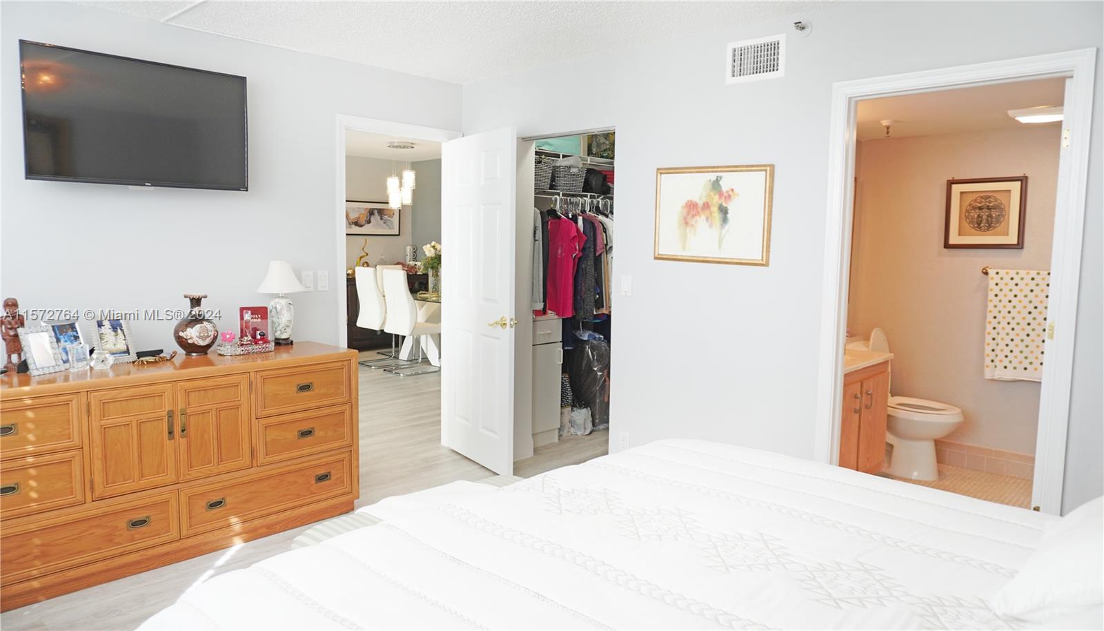 VILLAGES OF ORIOLE BONAIR - Residential Lease