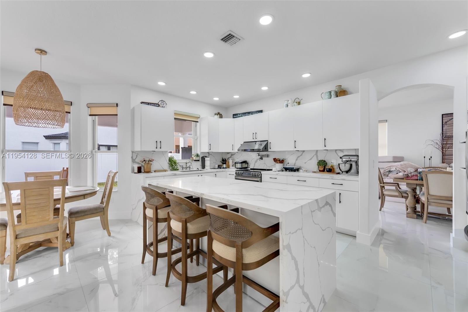 RIVIERA ISLES II - Residential