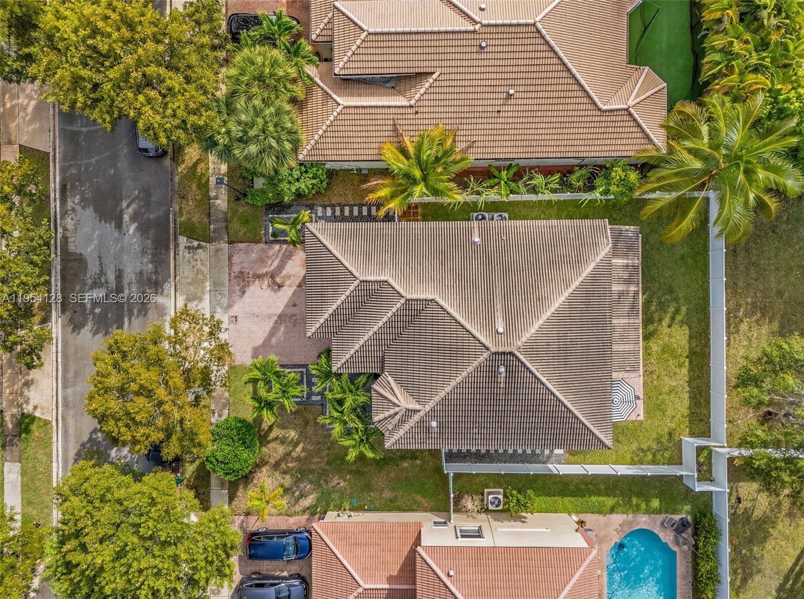 RIVIERA ISLES II - Residential