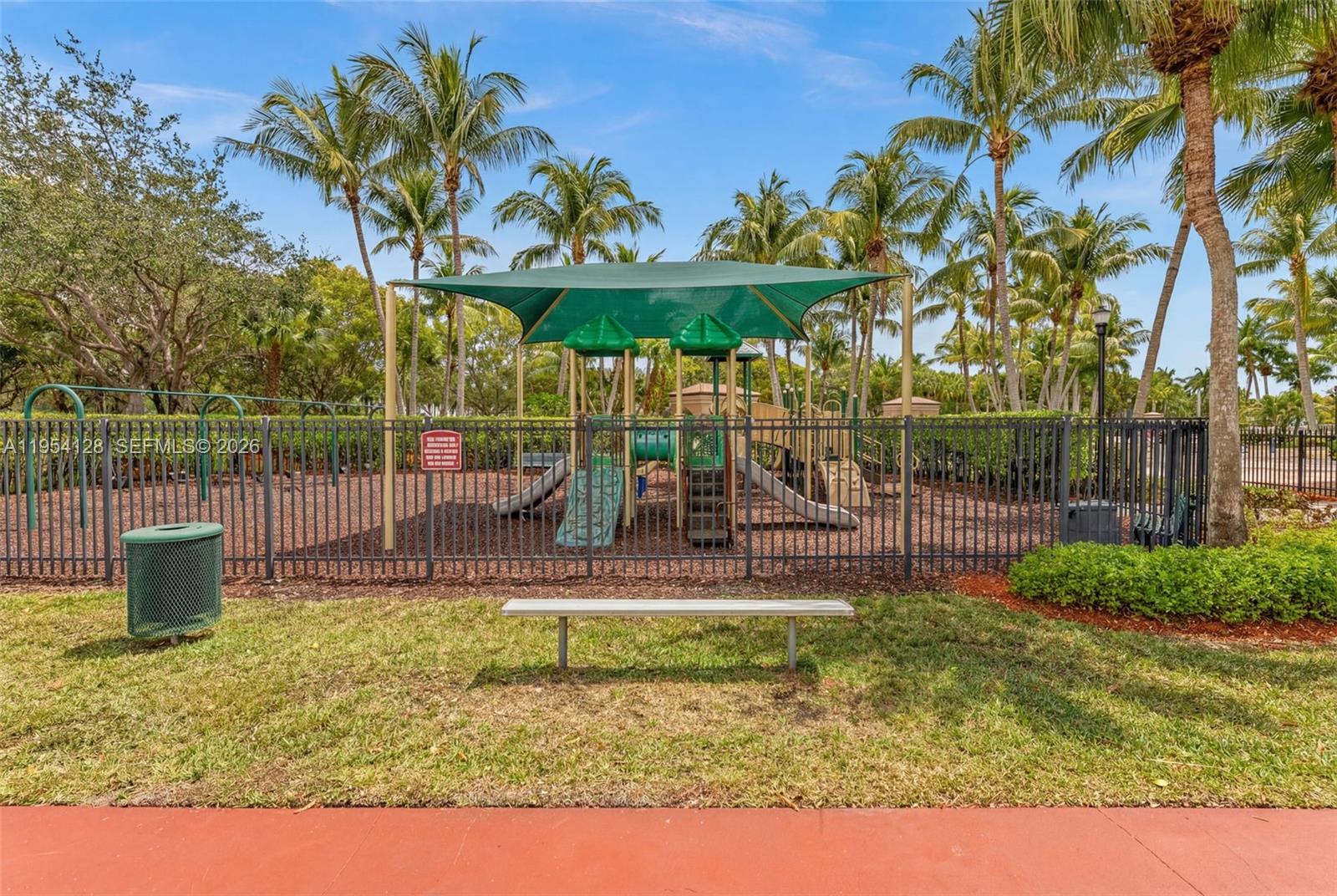 RIVIERA ISLES II - Residential