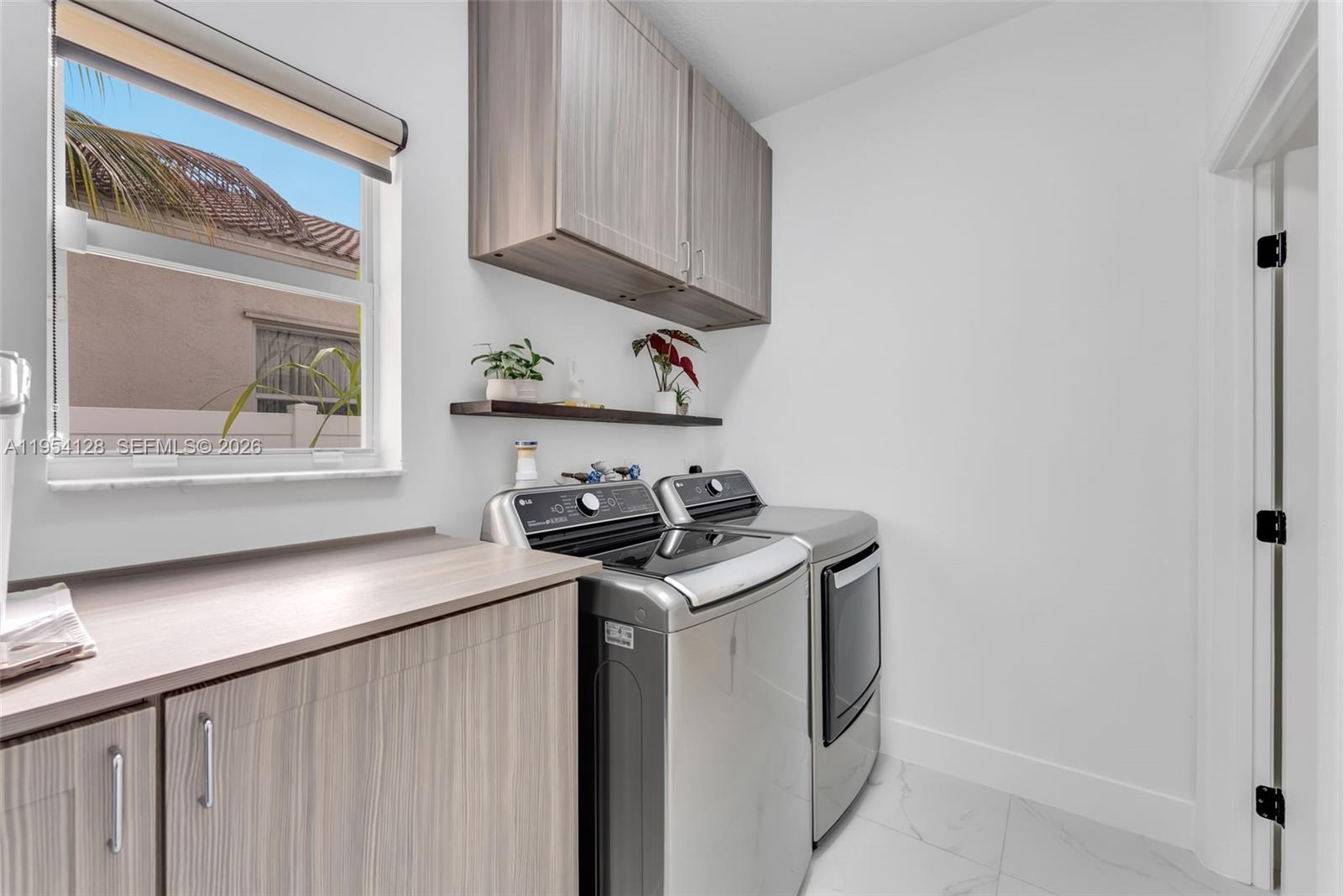 RIVIERA ISLES II - Residential