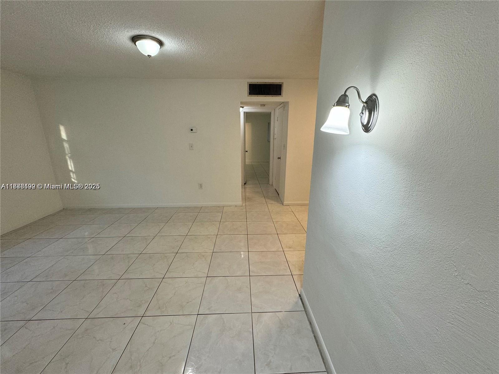 2005 Jefferson St 205