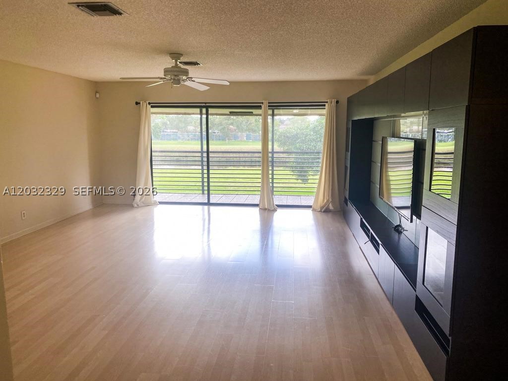 125 S Laurel Dr 506