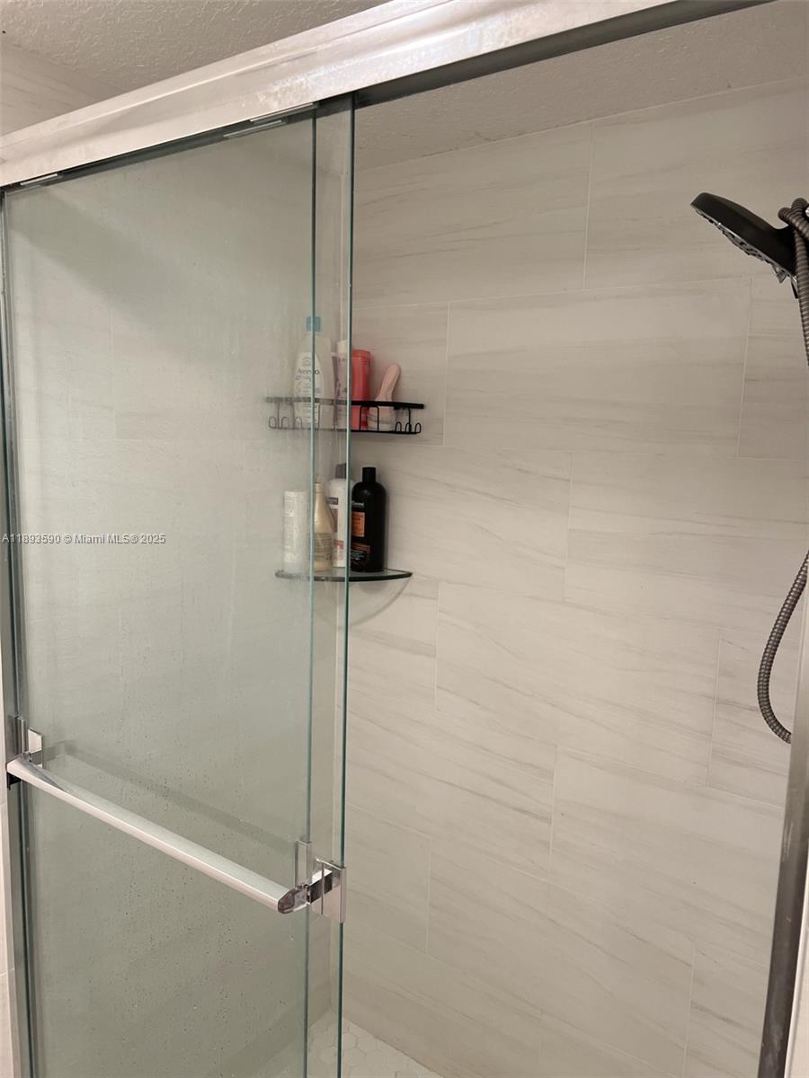 TIERRA DEL MAR CONDO - Residential