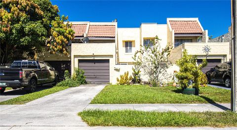 1733 NW 56th Ave 13 Lauderhill FL 33313