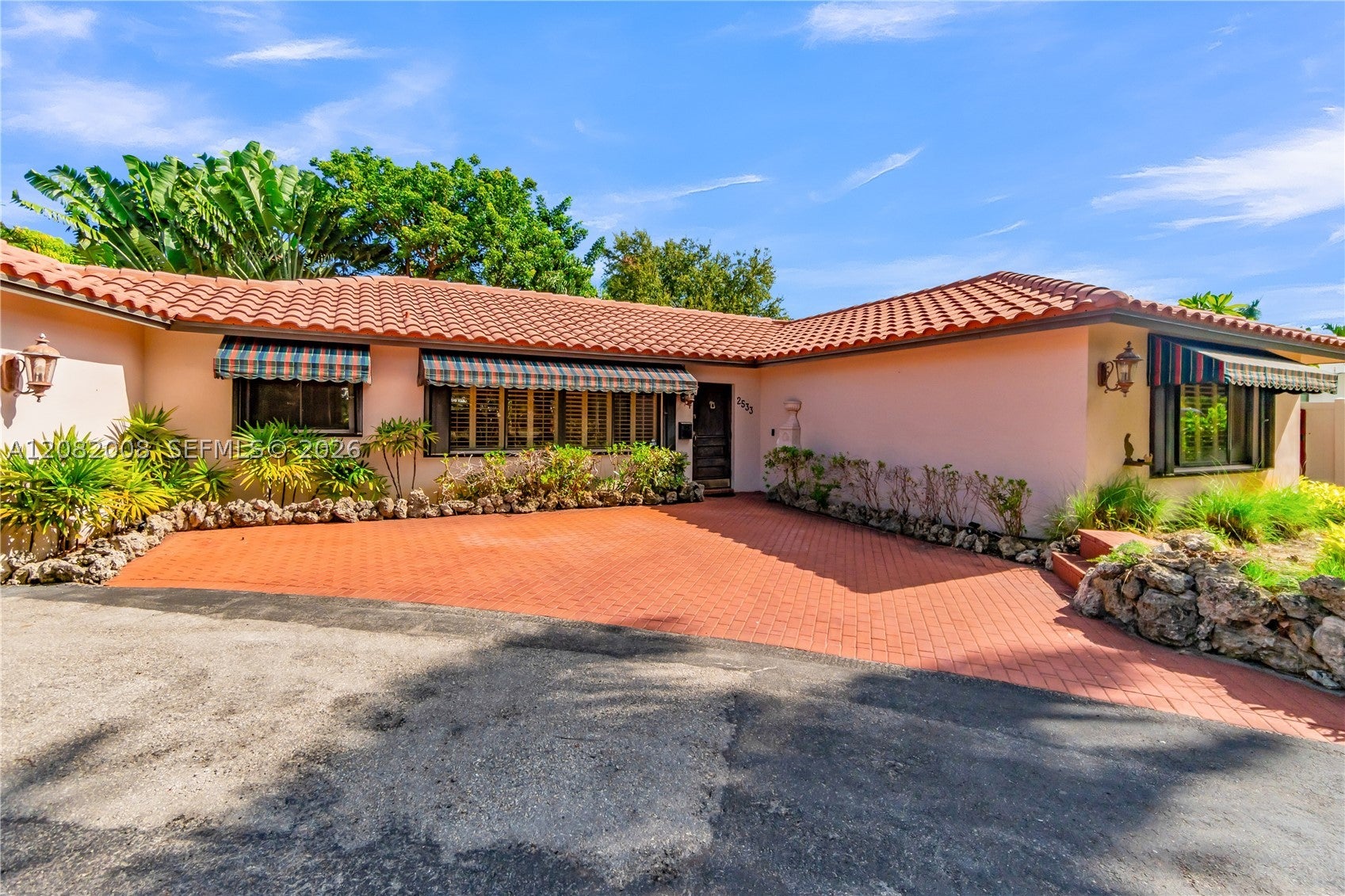 2533 NE 35th Dr