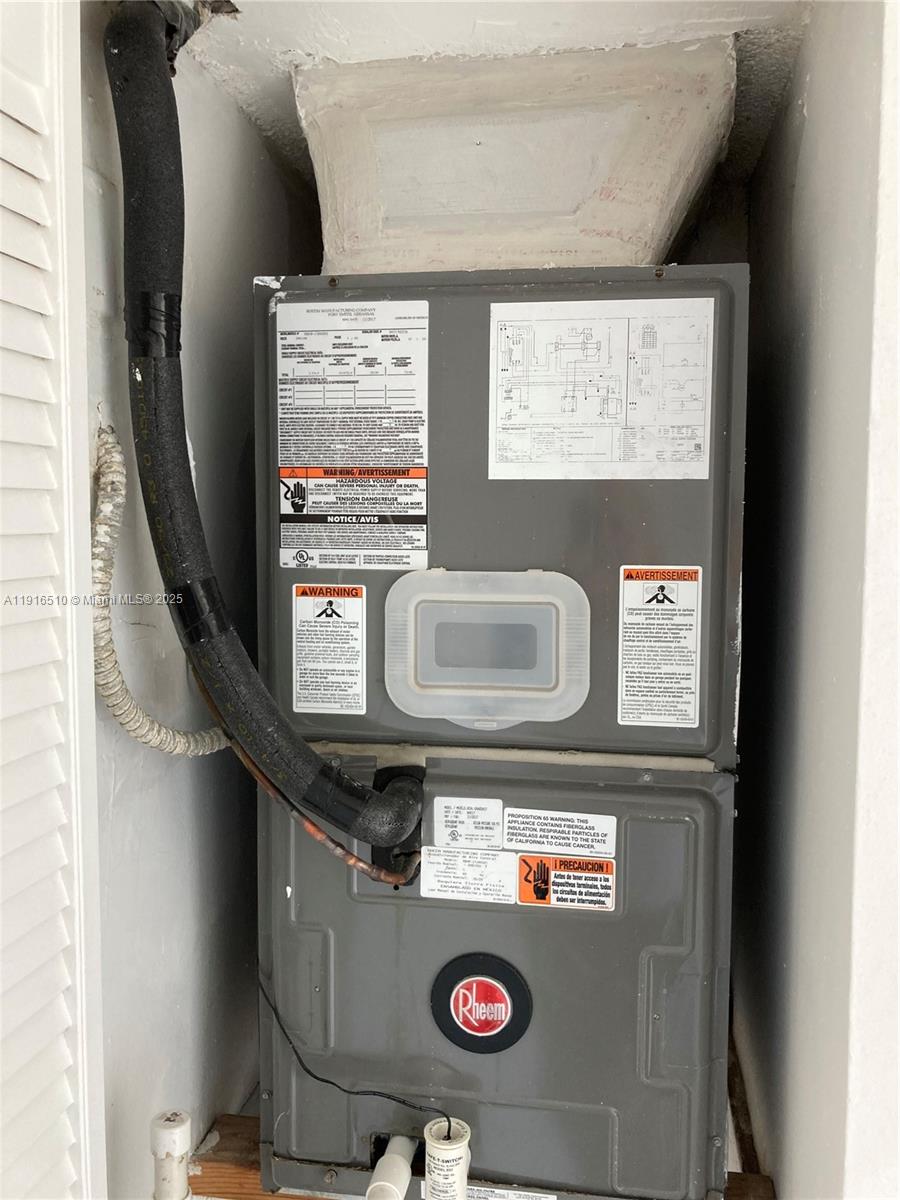 SUNSHORES CONDO - Residential