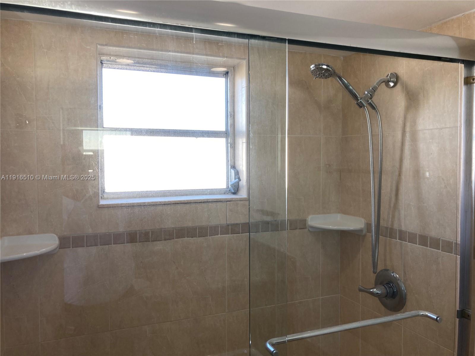 SUNSHORES CONDO - Residential