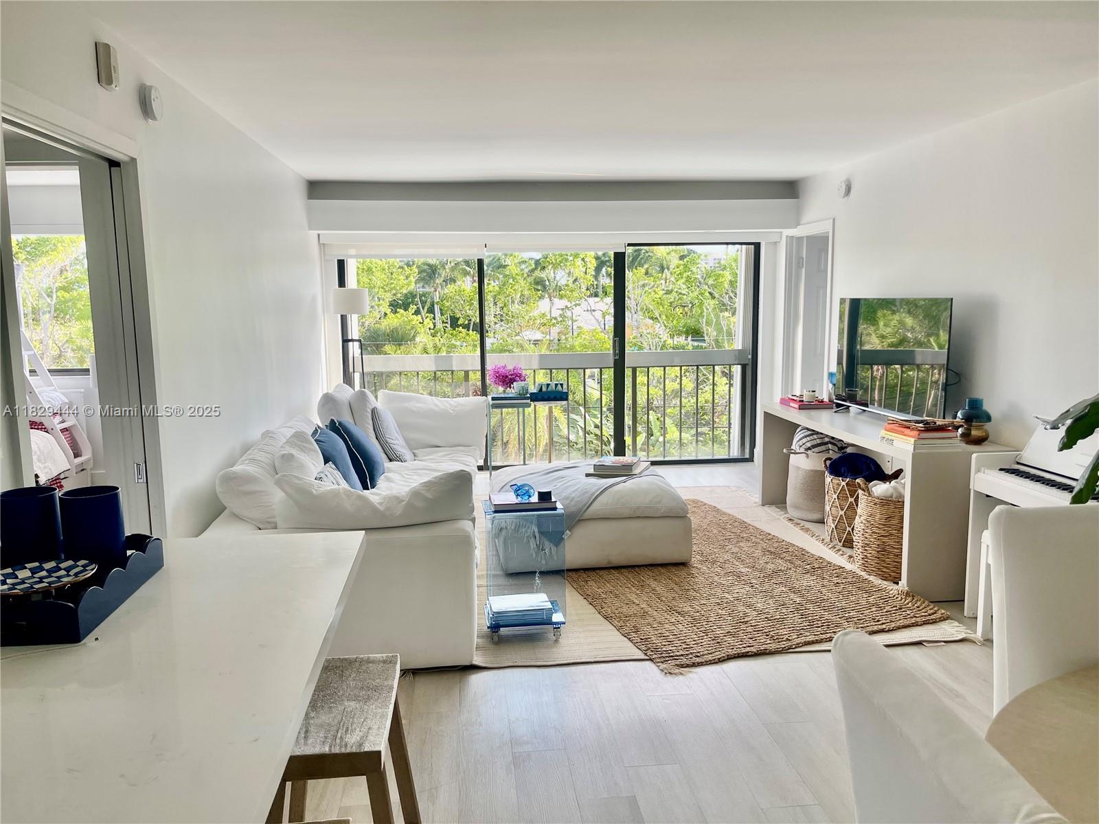 255 Galen Dr 3D
