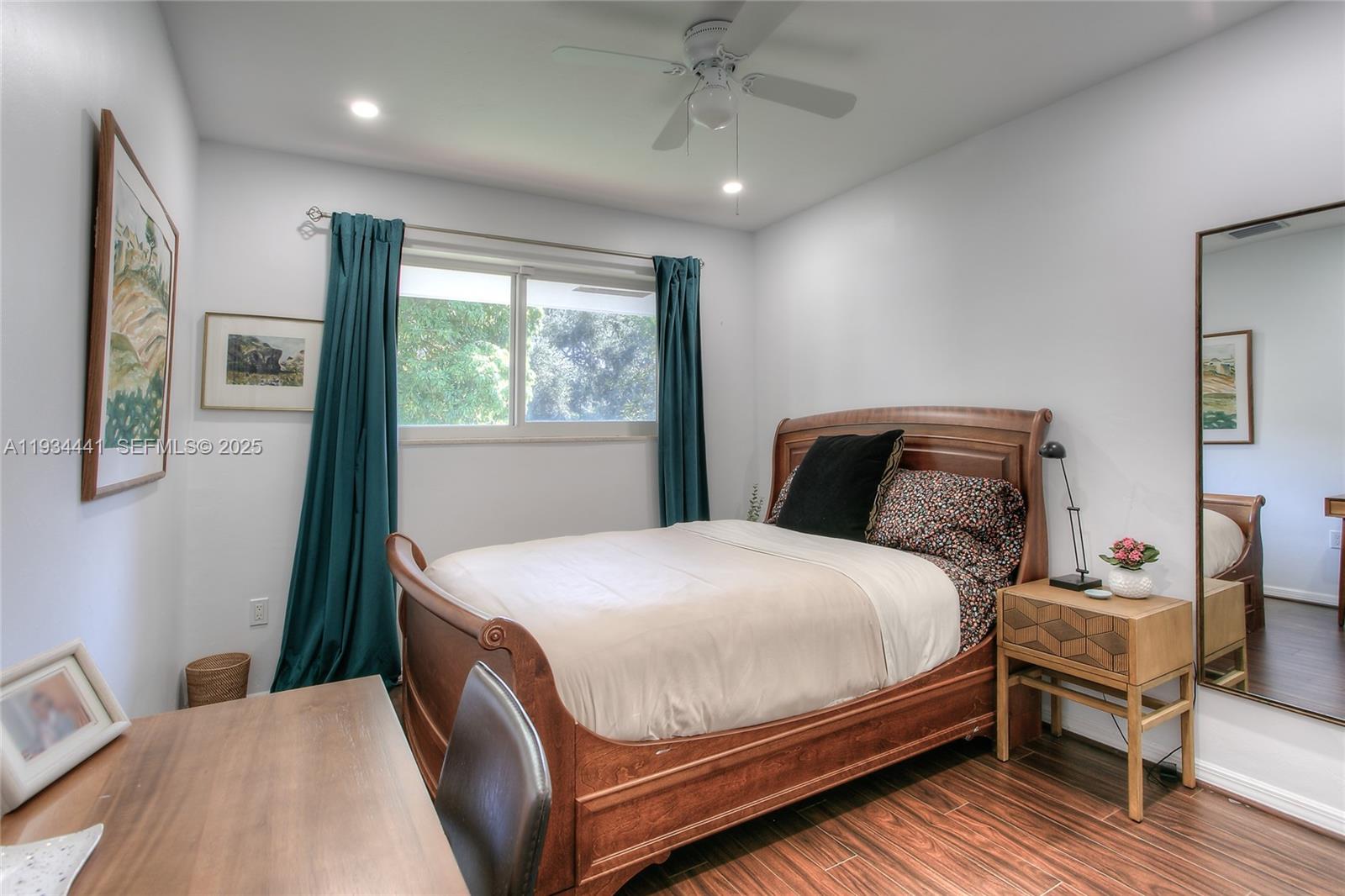 FARMERS ACRES - Residential