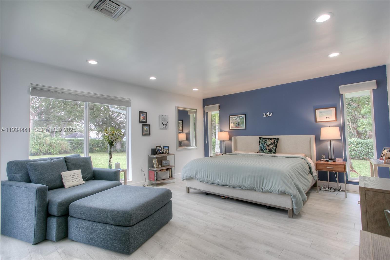 FARMERS ACRES - Residential