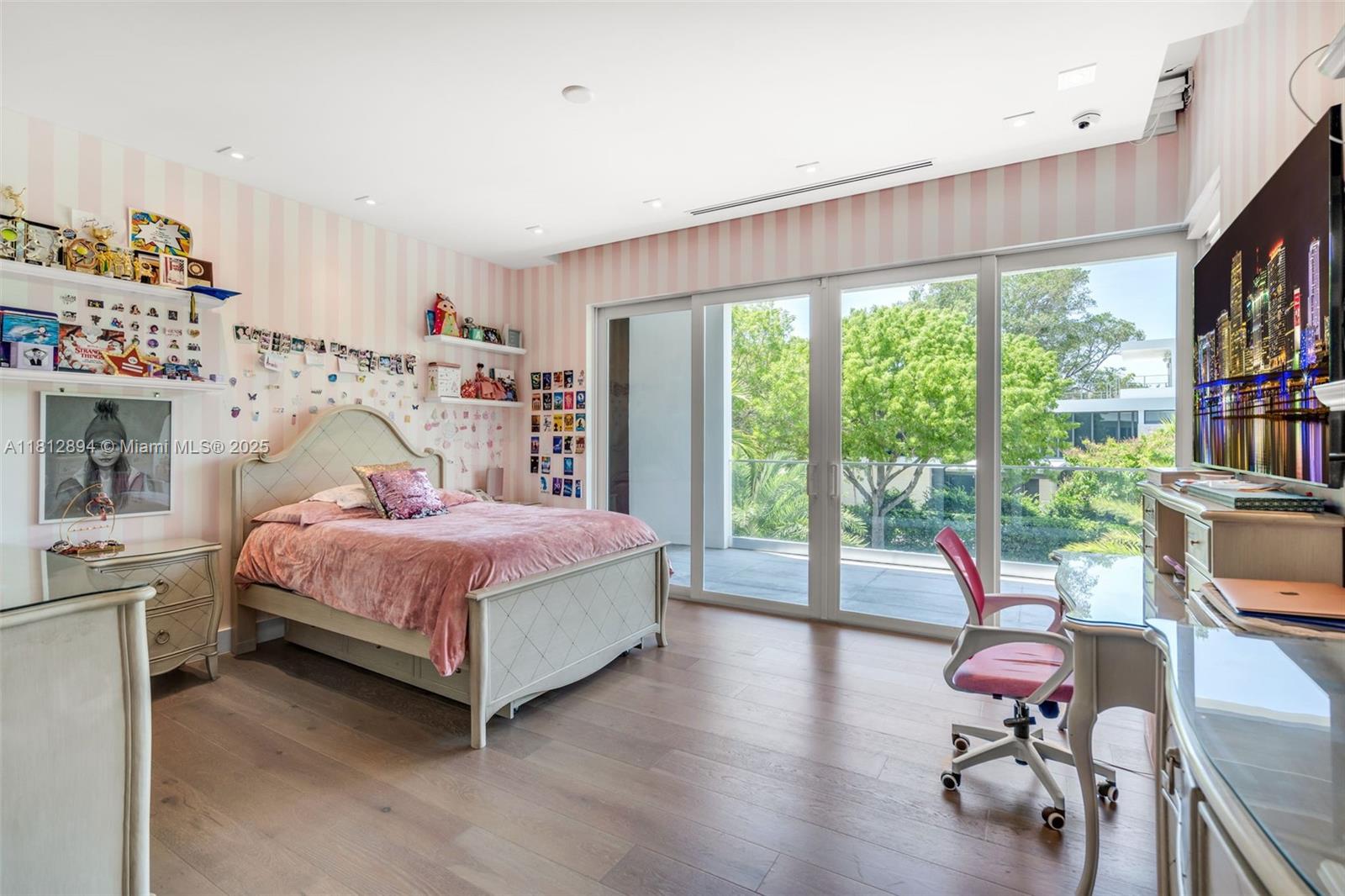 CAPE FLORIDA SUB SEC 1 - Residential Lease