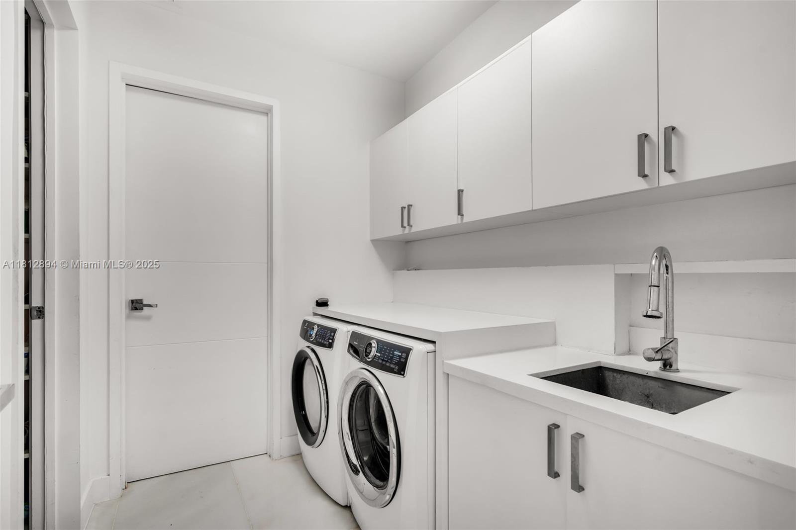 CAPE FLORIDA SUB SEC 1 - Residential Lease