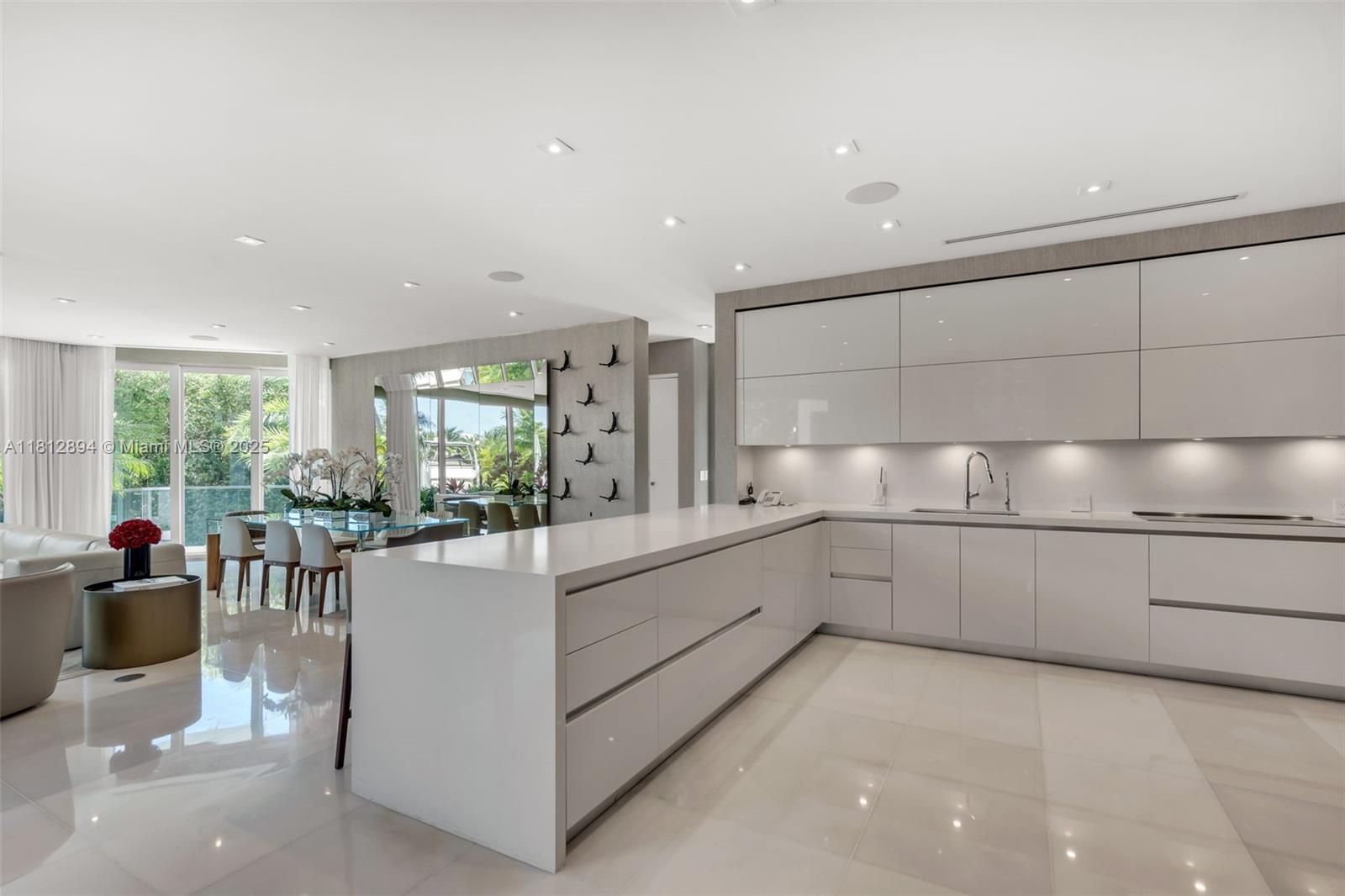 CAPE FLORIDA SUB SEC 1 - Residential Lease