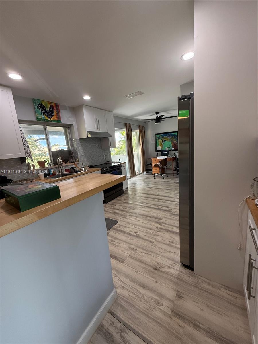 SUNRISE GOLF VLG SEC 24 - Residential