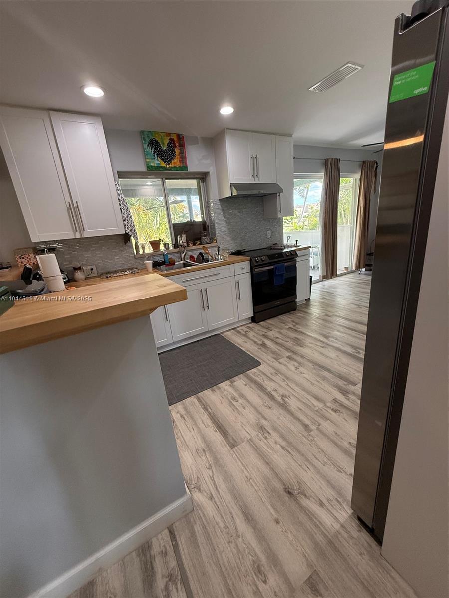 SUNRISE GOLF VLG SEC 24 - Residential