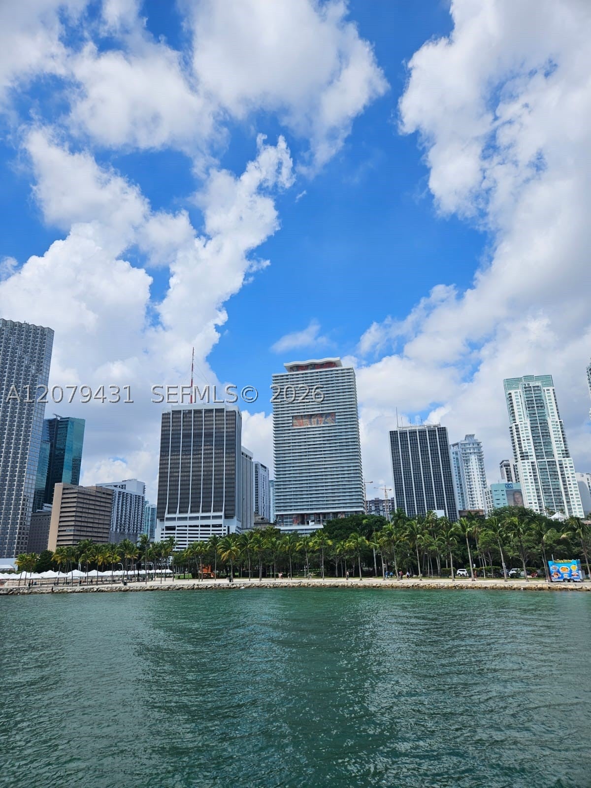 50 Biscayne Blvd 707