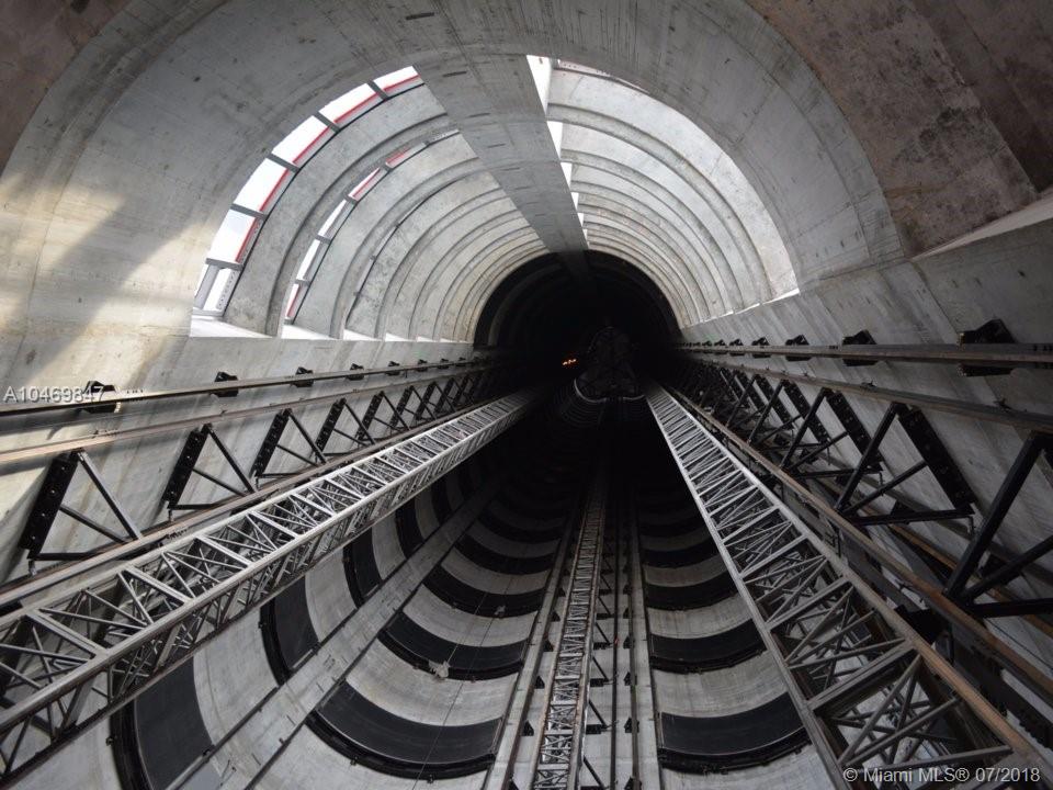 18555 COLLINS AVENUE COND - Residential