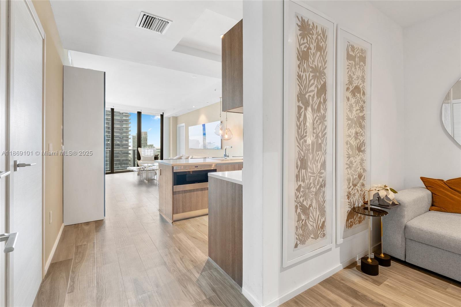 801 SMA RESIDENCES CONDO - Residential