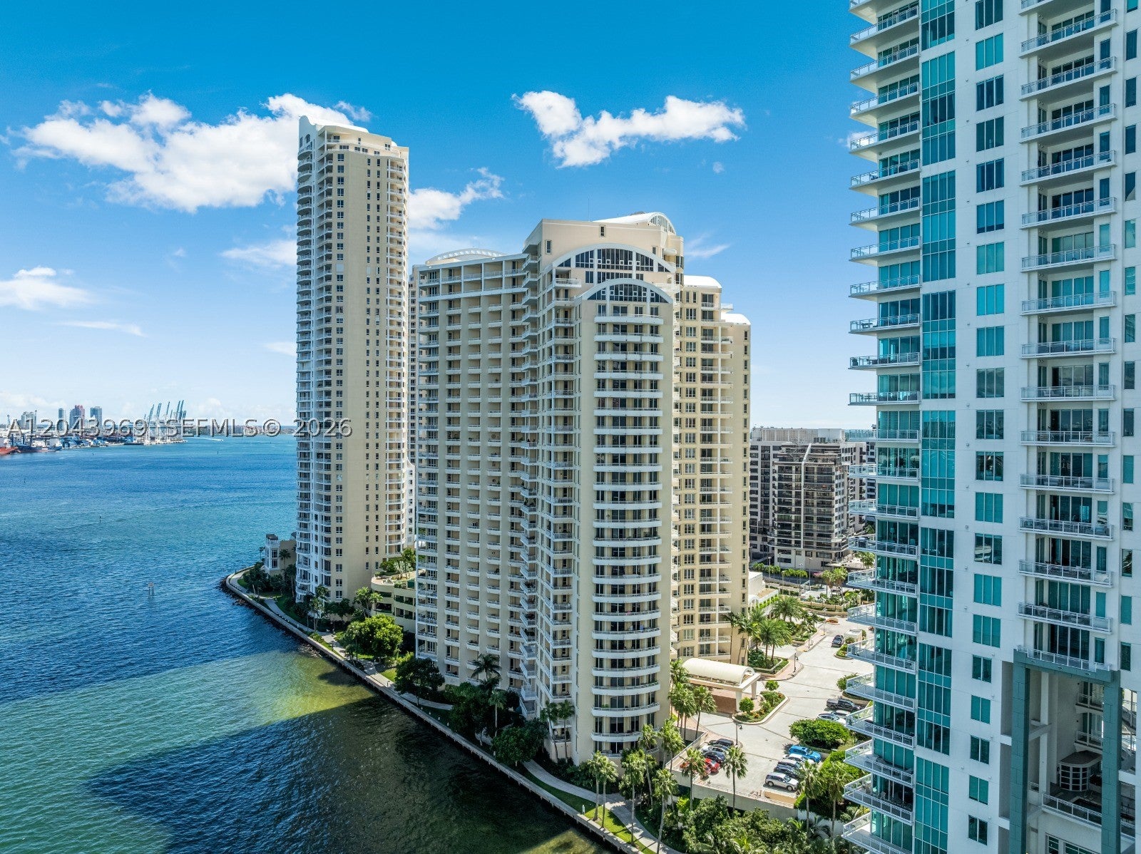 888 Brickell Key Dr 2610