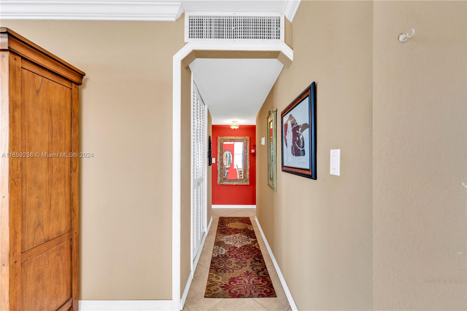 NASSAU HOUSE CONDOMINIUM - Residential