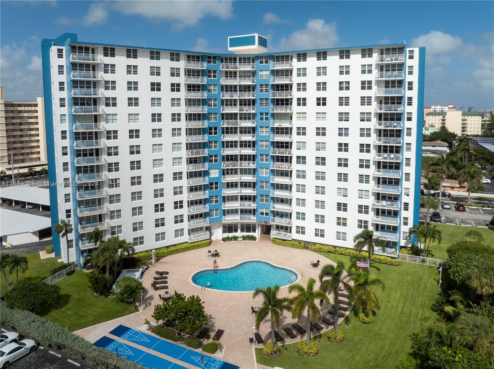 NASSAU HOUSE CONDOMINIUM - Residential