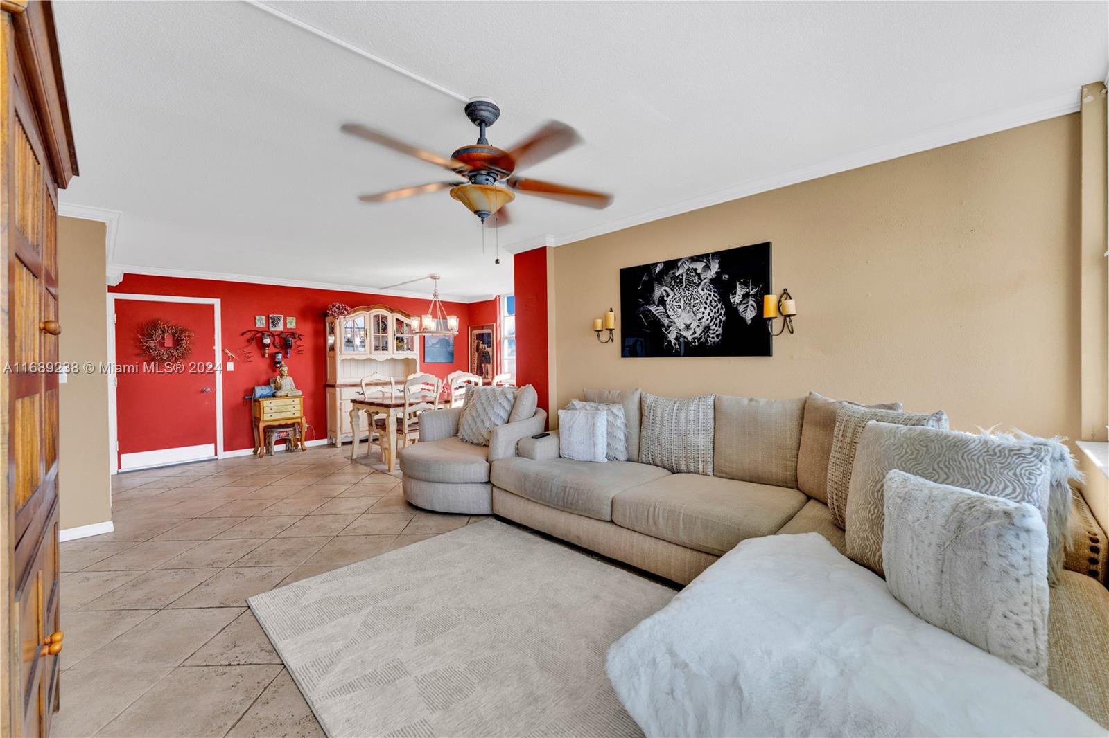NASSAU HOUSE CONDOMINIUM - Residential