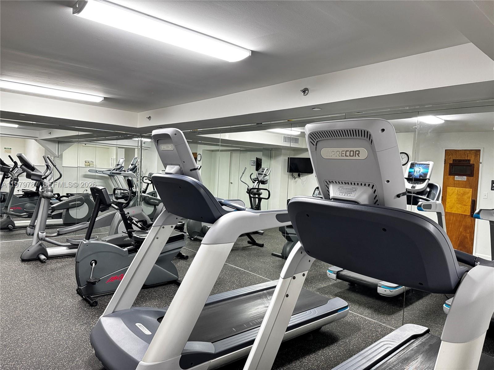 THE CLIPPER AT BISC COVE - Residential