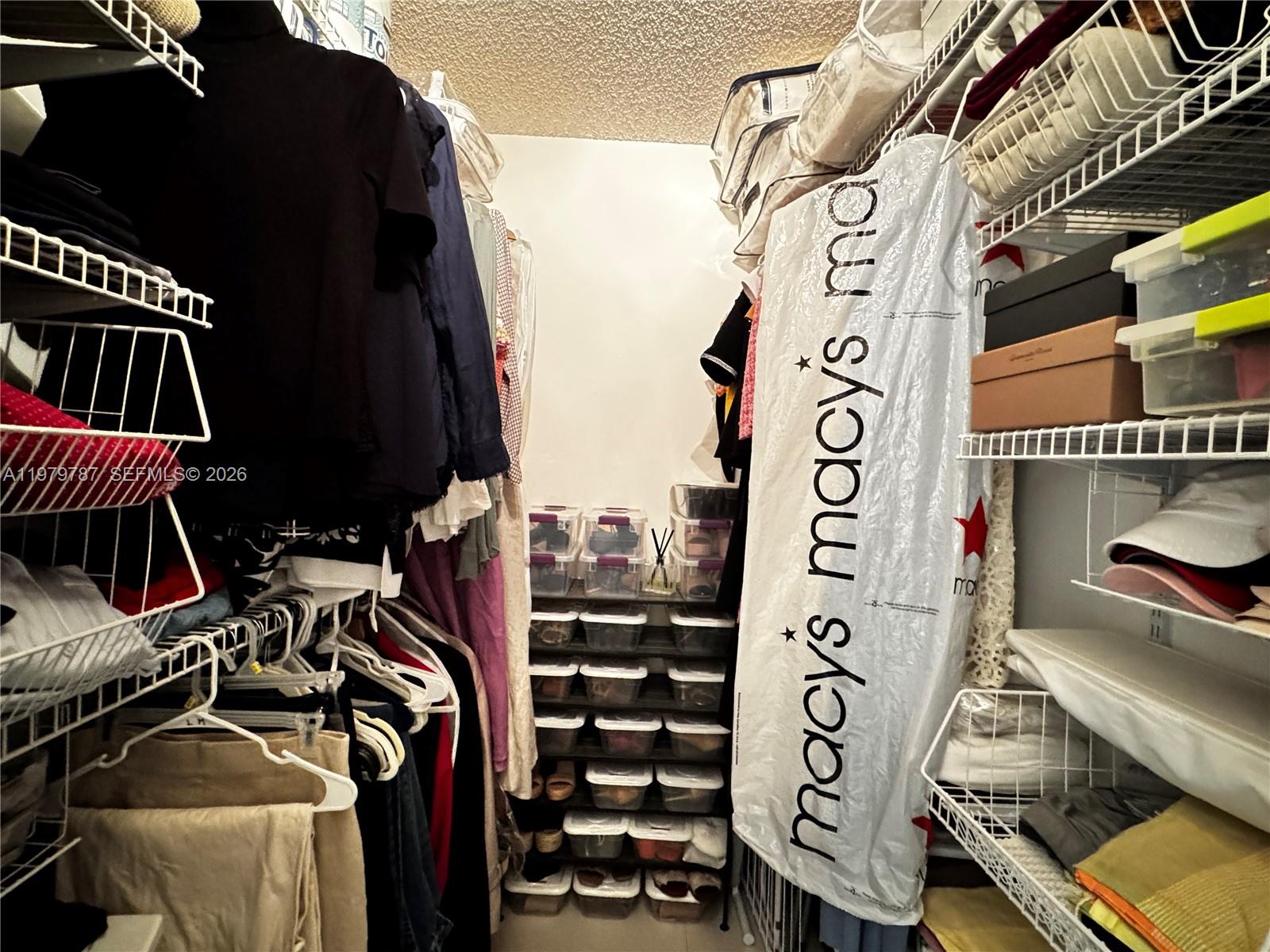 THE CLIPPER AT BISC COVE - Residential