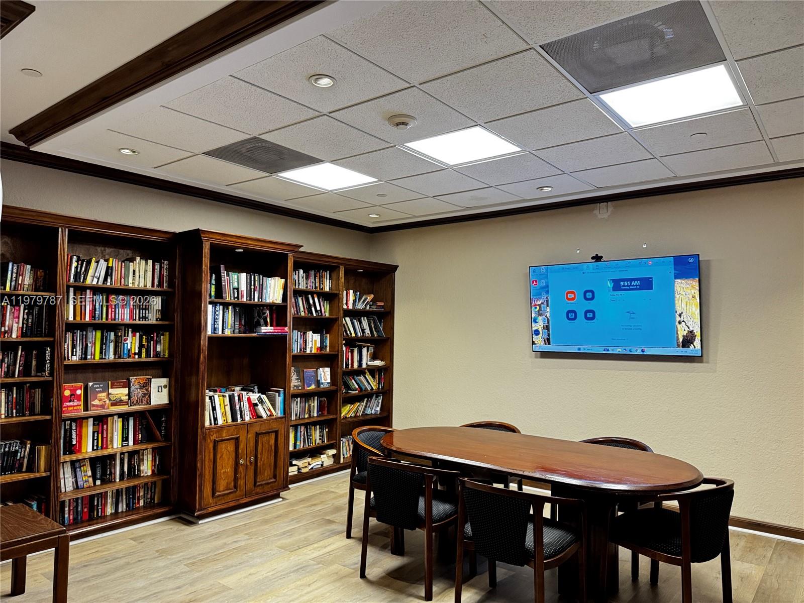 THE CLIPPER AT BISC COVE - Residential