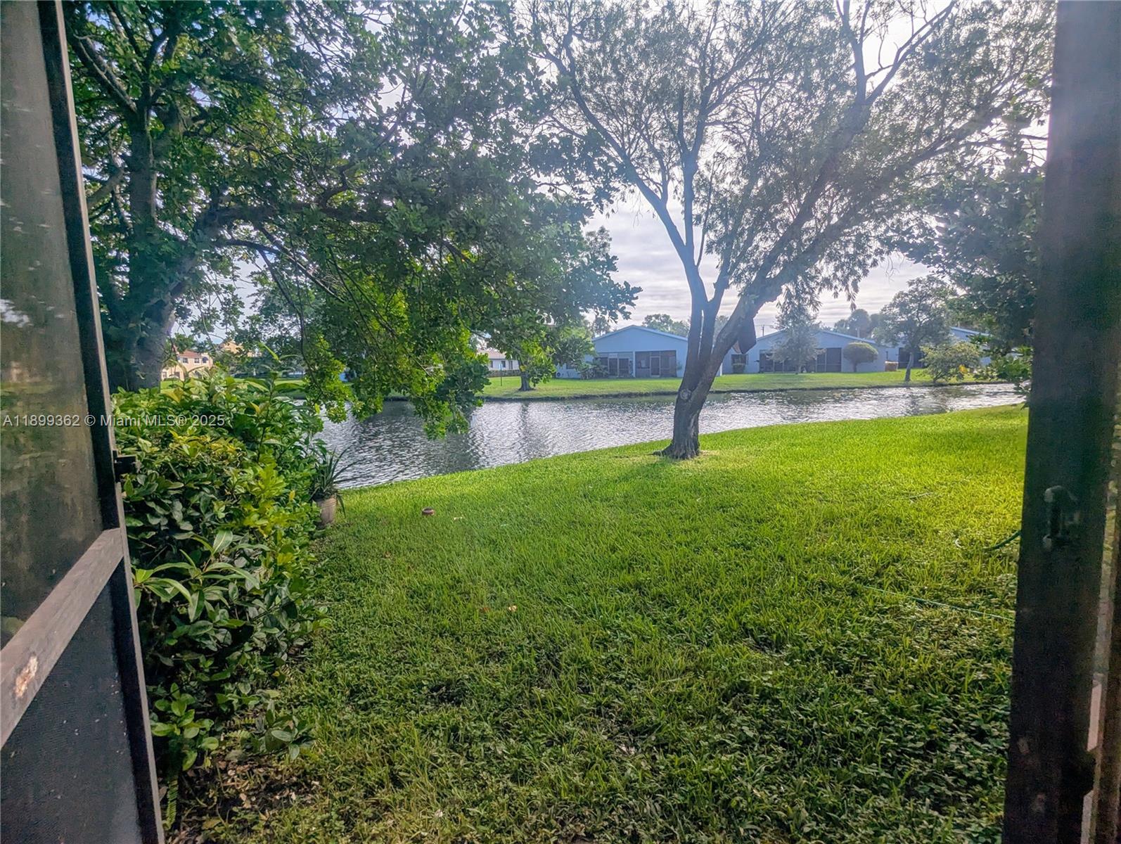 VILLAS OF BONAVENTURE AT - Residential Lease